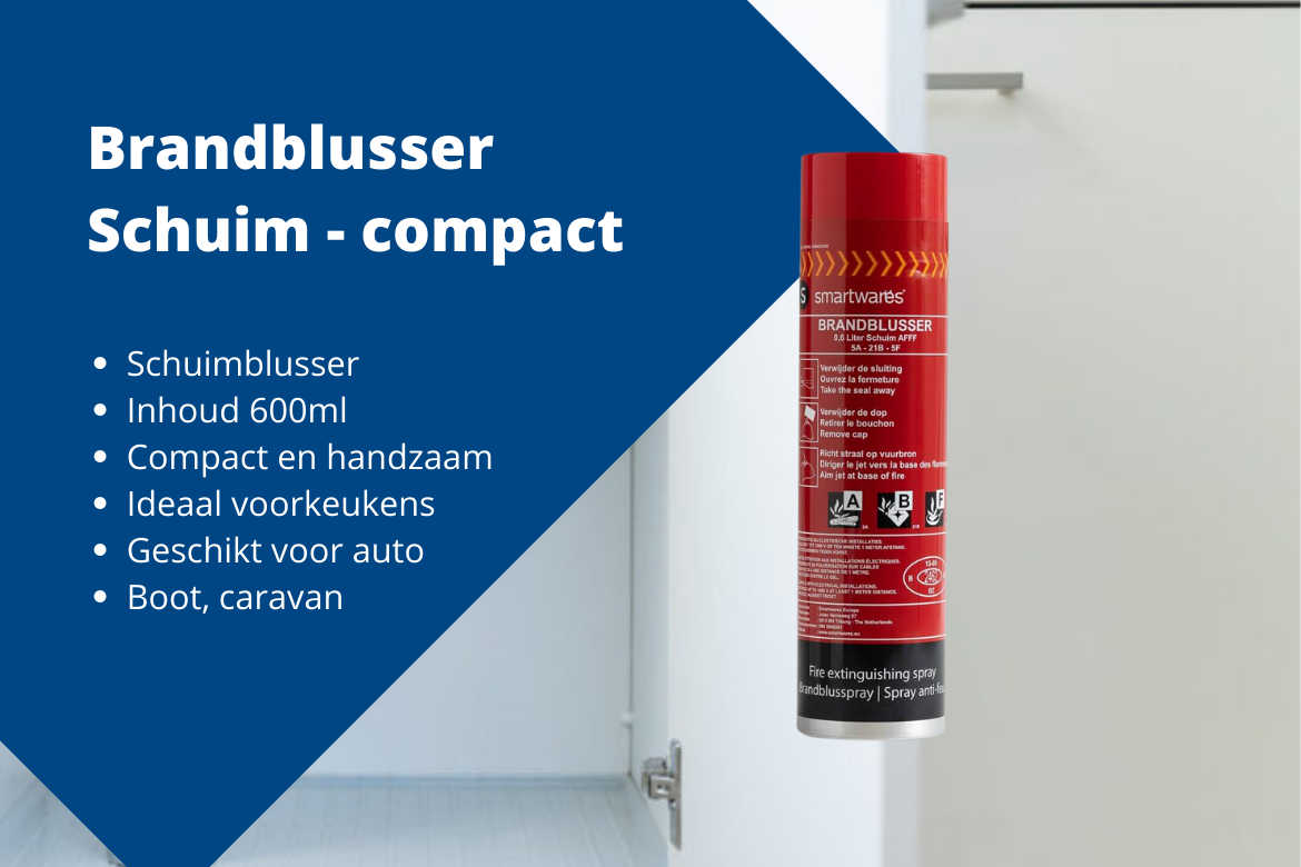 Compacte schuimblusser. Handzaa, en universeel geschikt in huis, boot, caravan . Voordelig