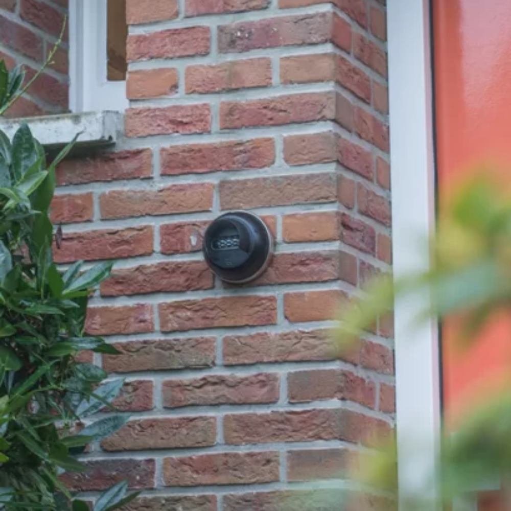 Puck sleutelkluis aan de muur